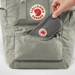 Fjallraven Rugzak Fjällräven Kånken Totepack True Red -Fjallraven 6 Kanken Totepack 23710 021 G DETAIL FJR