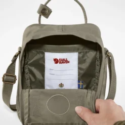 Fjallraven Schoudertas Fjällräven Kånken Sling Clay -Fjallraven 8 F23797 FW19 fvrd kanken sling fjaellraeven 21