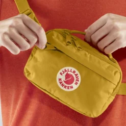 Fjallraven Heuptas Fjällräven Kånken Hip Pack Corn -Fjallraven Kanken Hip Pack 23796 160 F MODEL FJR