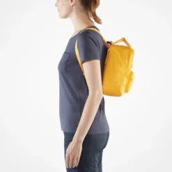 Fjallraven Rugzak Fjällräven Kånken Mini Ochre-Confetti Pattern -Fjallraven Kanken Mini 23561 141 E MODEL FJR 2