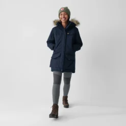 Jas Fjallraven Women Nuuk Parka Dark Navy 22 -Fjallraven Nuuk Parka W 86369 555 C MODEL FJR
