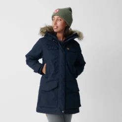 Jas Fjallraven Women Nuuk Parka Dark Navy 22 -Fjallraven Nuuk Parka W 86369 555 E MODEL FJR