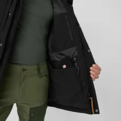 Jas Fjallraven Men Nuuk Parka Basalt -Fjallraven Nuuk Pro Parka M 86668 550 J DETAIL FJR 2