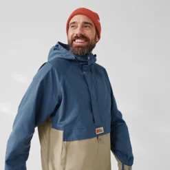 Jas Fjallraven Men Vardag Anorak Uncle Blue-Sand Stone -Fjallraven Vardag Anorak M 87008 520 195 G MODEL FJR