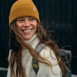 Vest Fjallraven Women Vardag Pile Fleece Chalk White 16 Vest Fjallraven Women Vardag Pile Fleece Chalk White -Fjallraven square Mood FW22 DanielBlom Midlayers 4404 EXP 2025 08 01