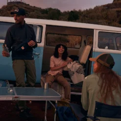 Trui Fjallraven Men Vardag Lite Fleece Dark Grey -Fjallraven square Mood SS22 Daniel Blom EverydayOutdoor Madeira 1097 EXP 2026 11 18